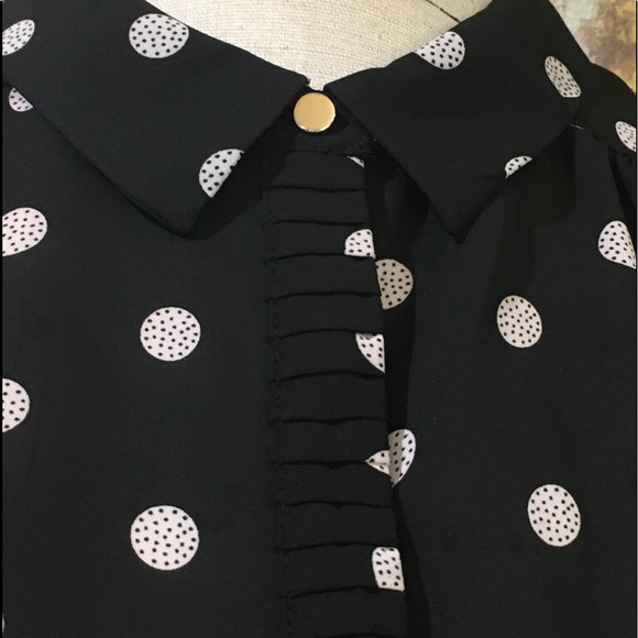 NWT ELLE semi-sheer buttoned blouse - Picture 2 of 13